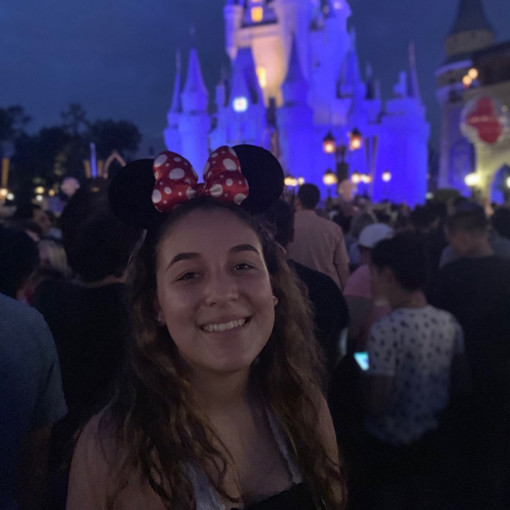 Meet your Posher, Luisa